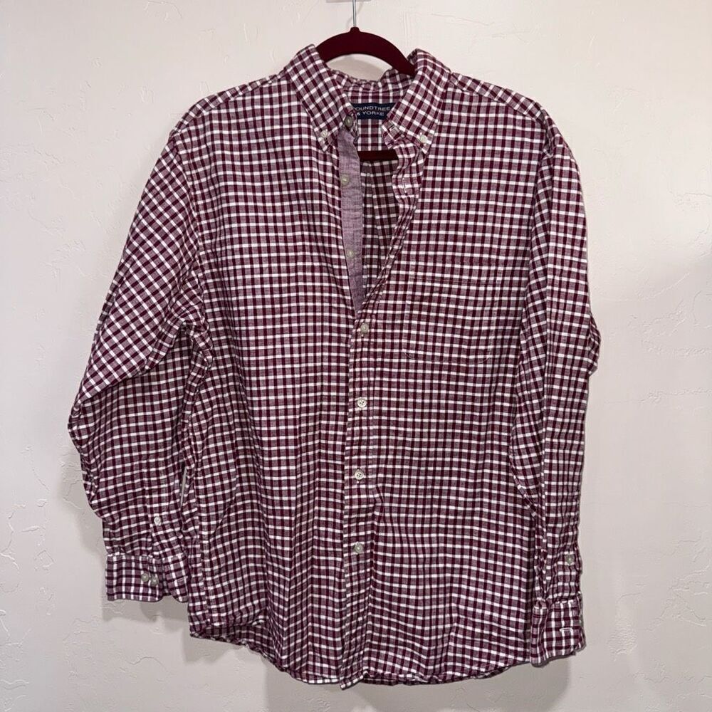 Round Tree & Yorke 100% Cotton Plaid Button up